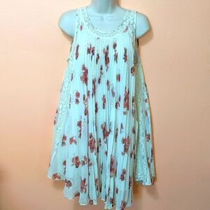 Free People Ivory Floral Gardenia Pleated Tent Dress